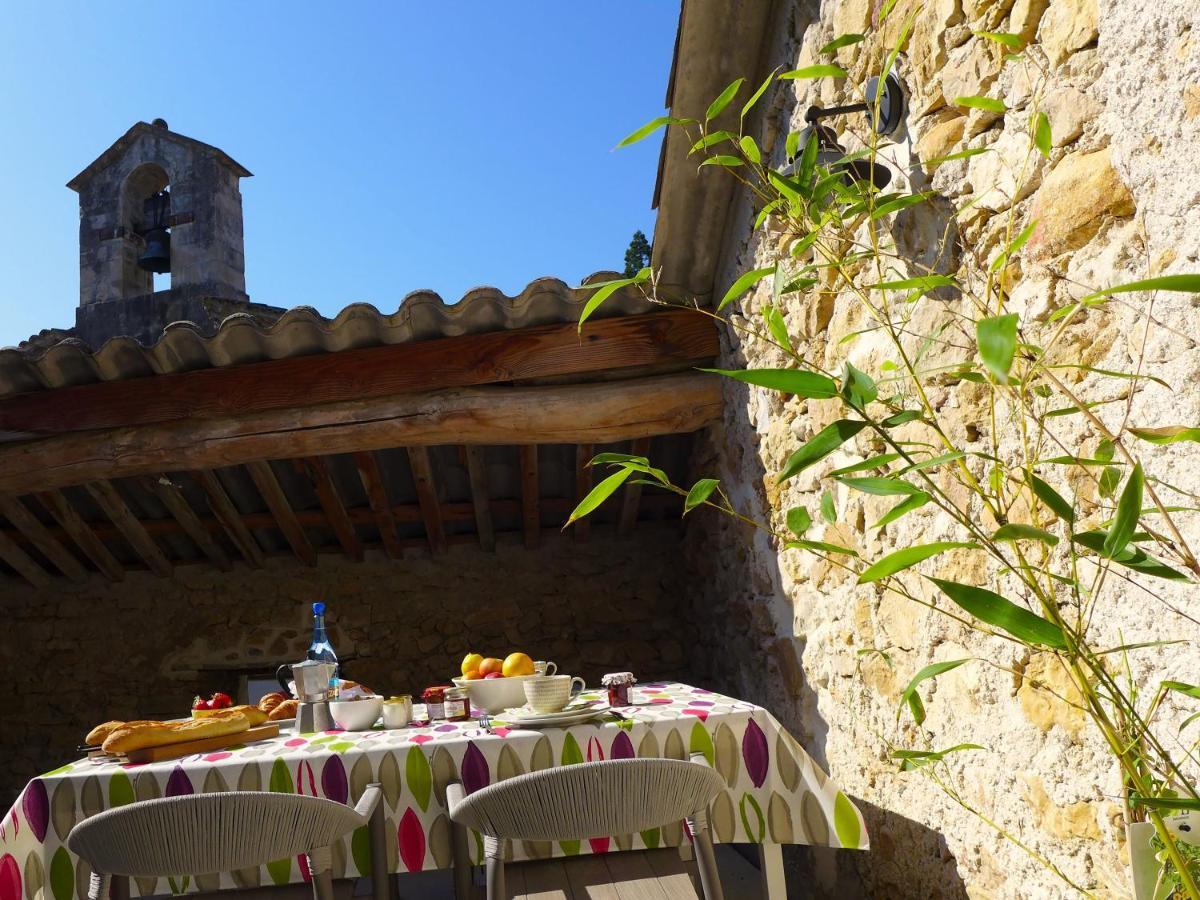 Bed and Breakfast Le Ciel Par-Dessus Le Toit Salavas Zewnętrze zdjęcie